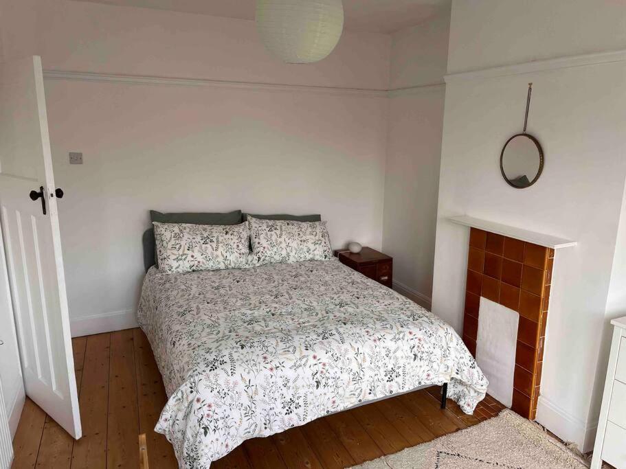 3 Bedroom House With Off Street Parking